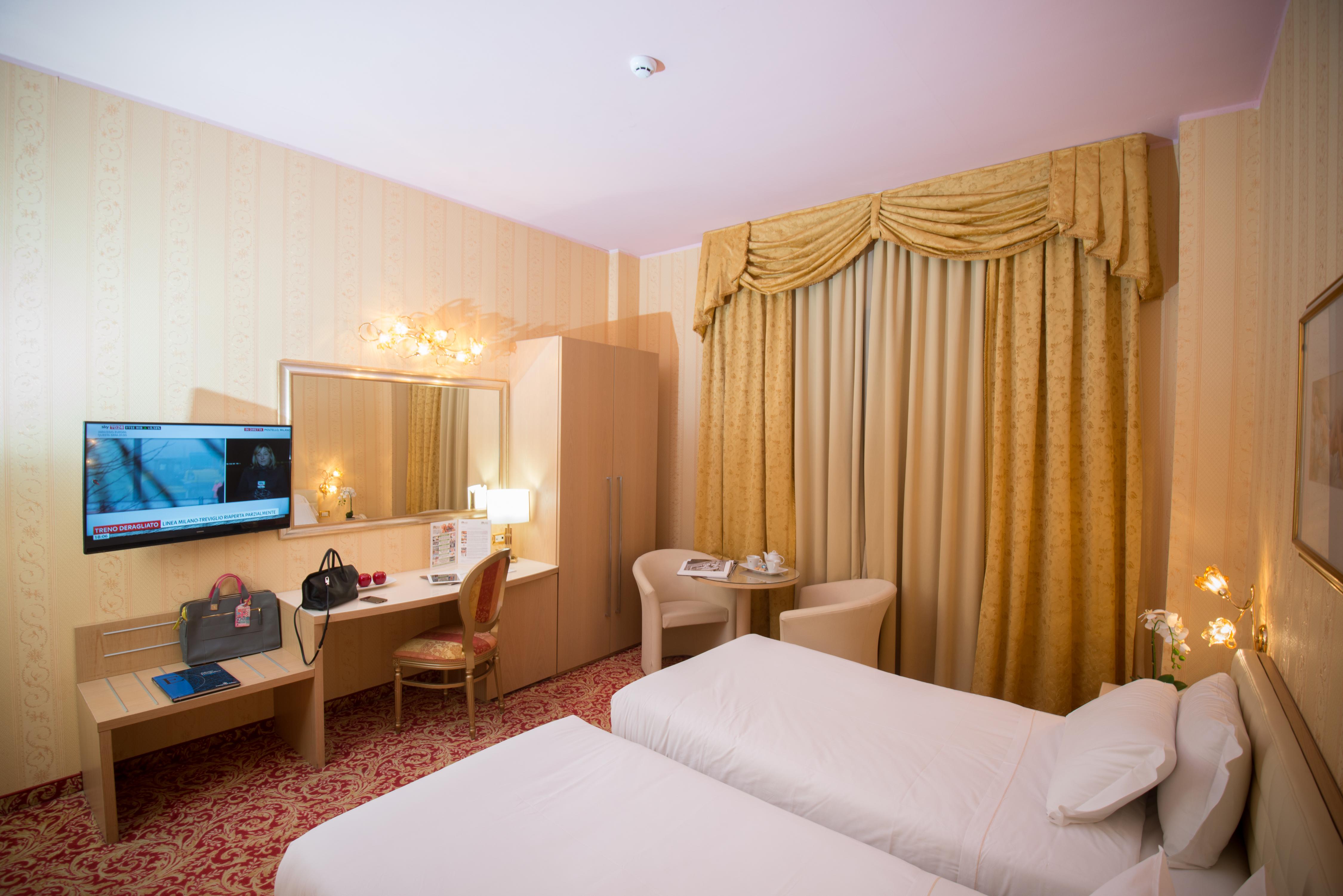 AS Hotel Sempione Fiera San Vittore Olona Esterno foto